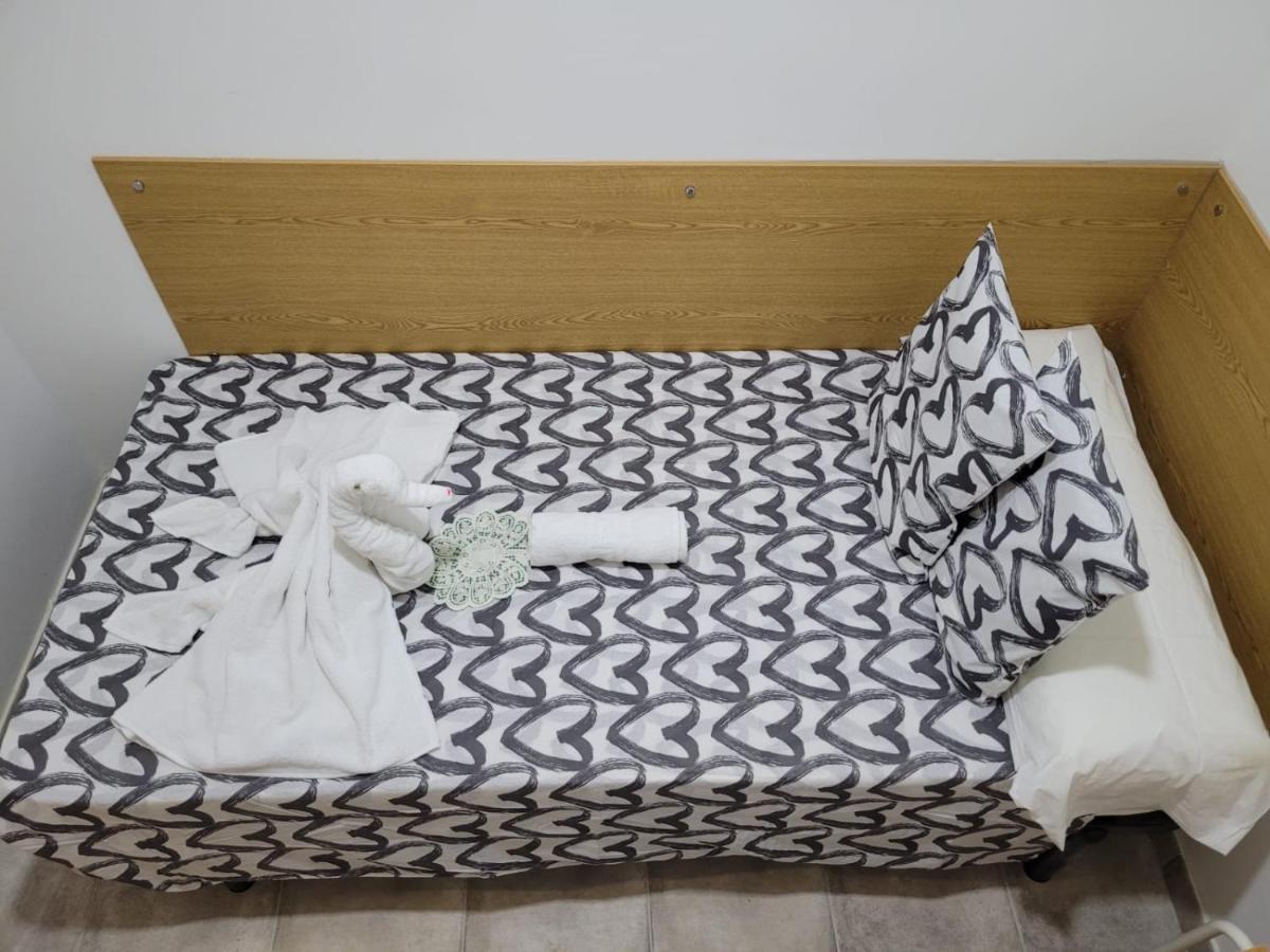 מלון מדריד Coliving New San Bernando מראה חיצוני תמונה